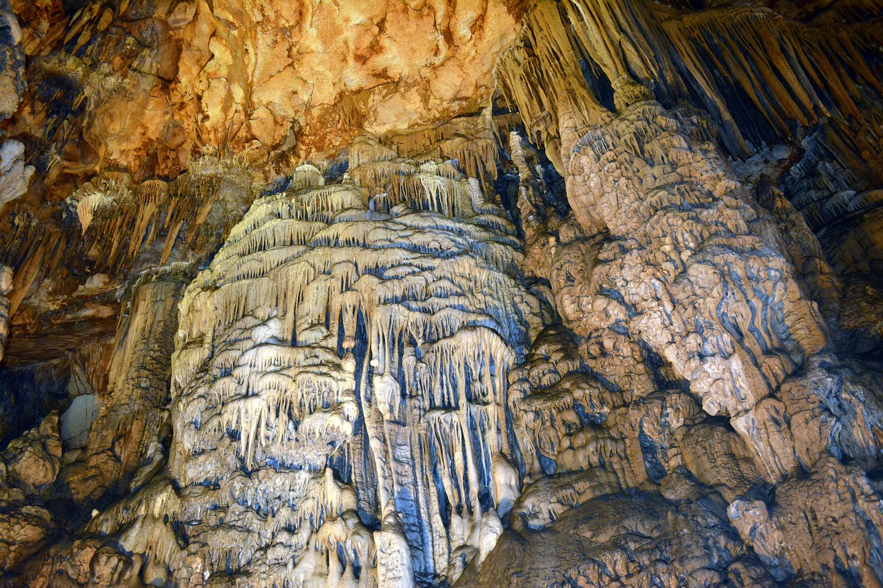 cave  underground  heritage free photo