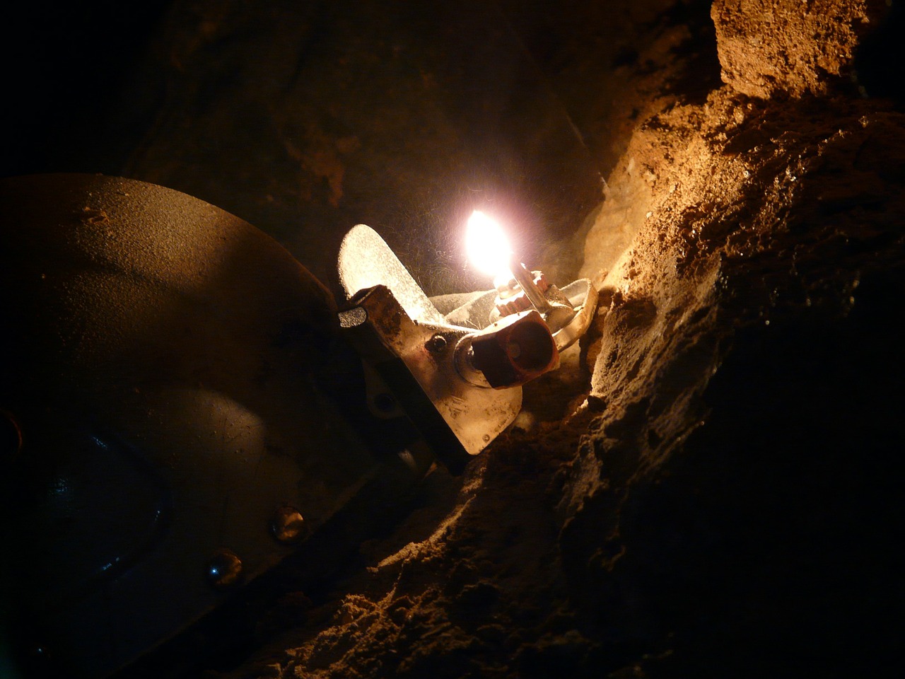 cave cavers speleology free photo