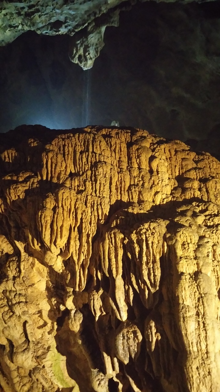 cave rock stalactite free photo
