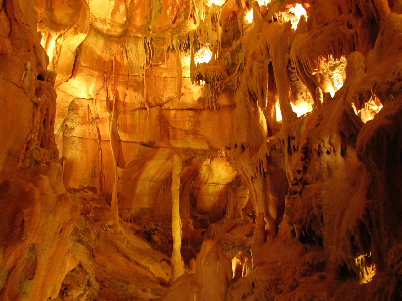 cave stalactites stalagmites free photo