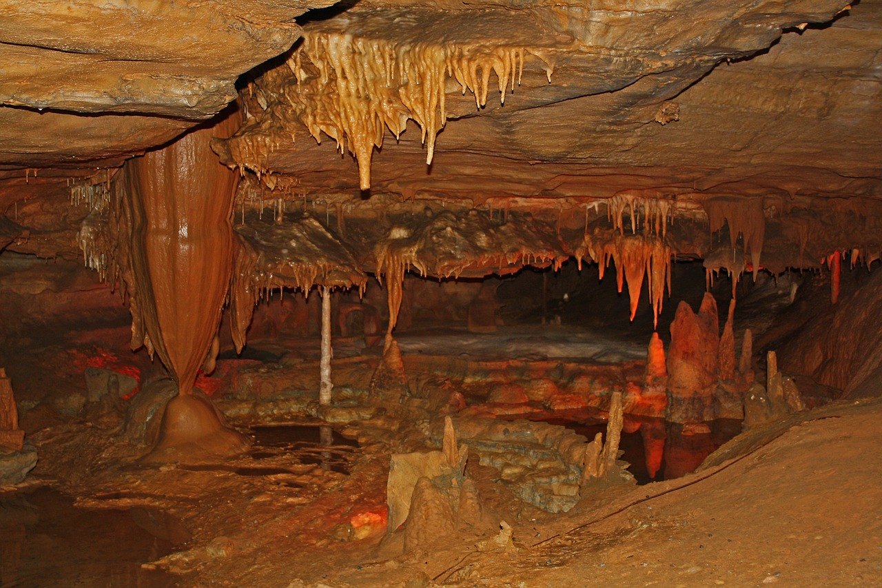 cavern tennessee forbidden caverns free photo