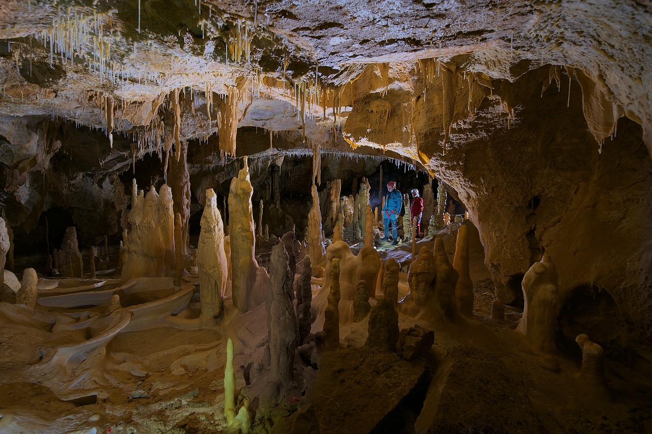 cavity  underground  cave free photo