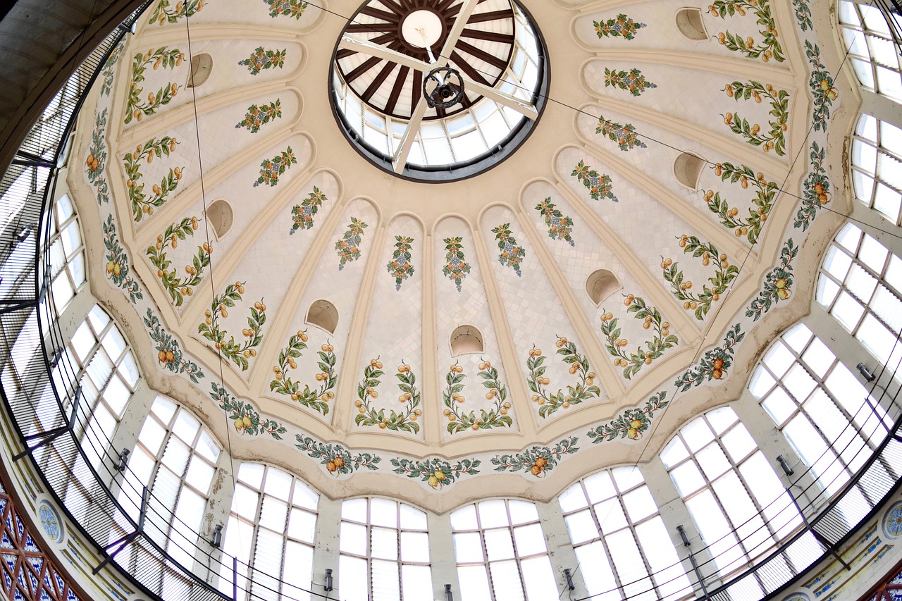 ceiling  in  inside free photo