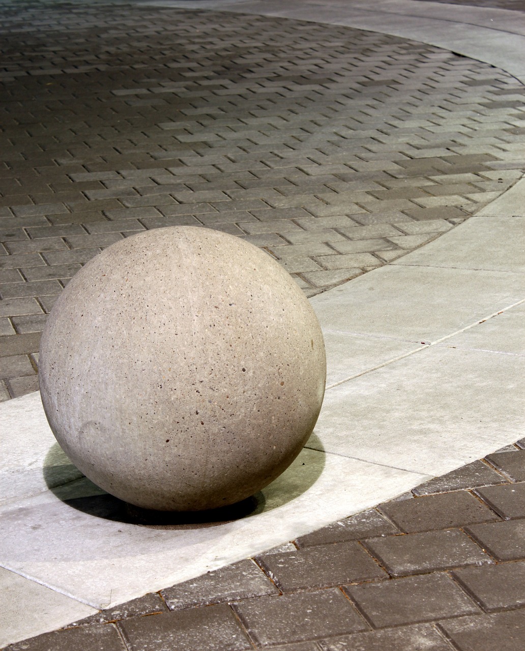 cement statue globe free photo