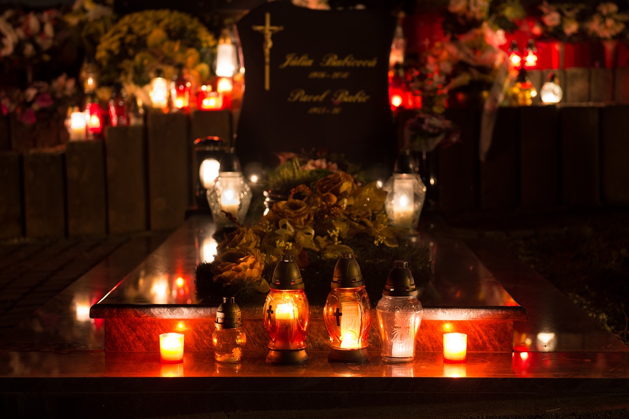 cemetery candles night free photo