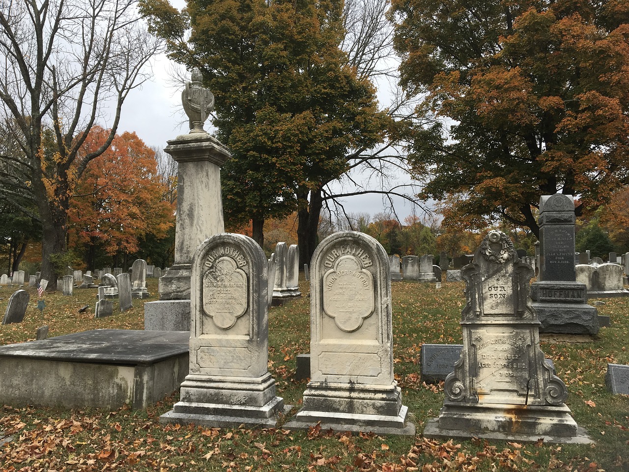 cemetery gravestones graveyard free photo