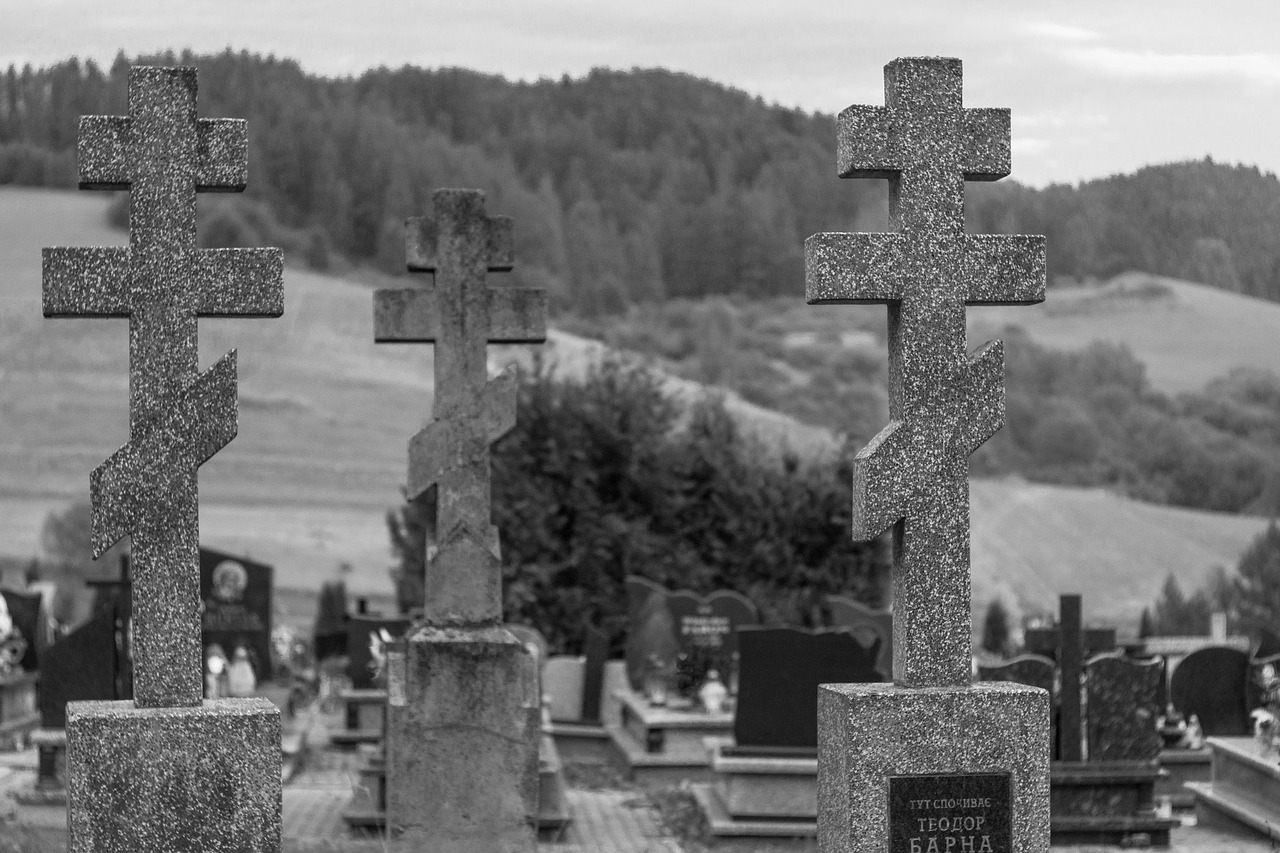cemetery necropolis orthodox cross free photo