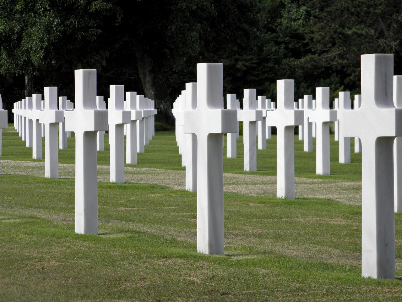 cemetery mourning cross free photo