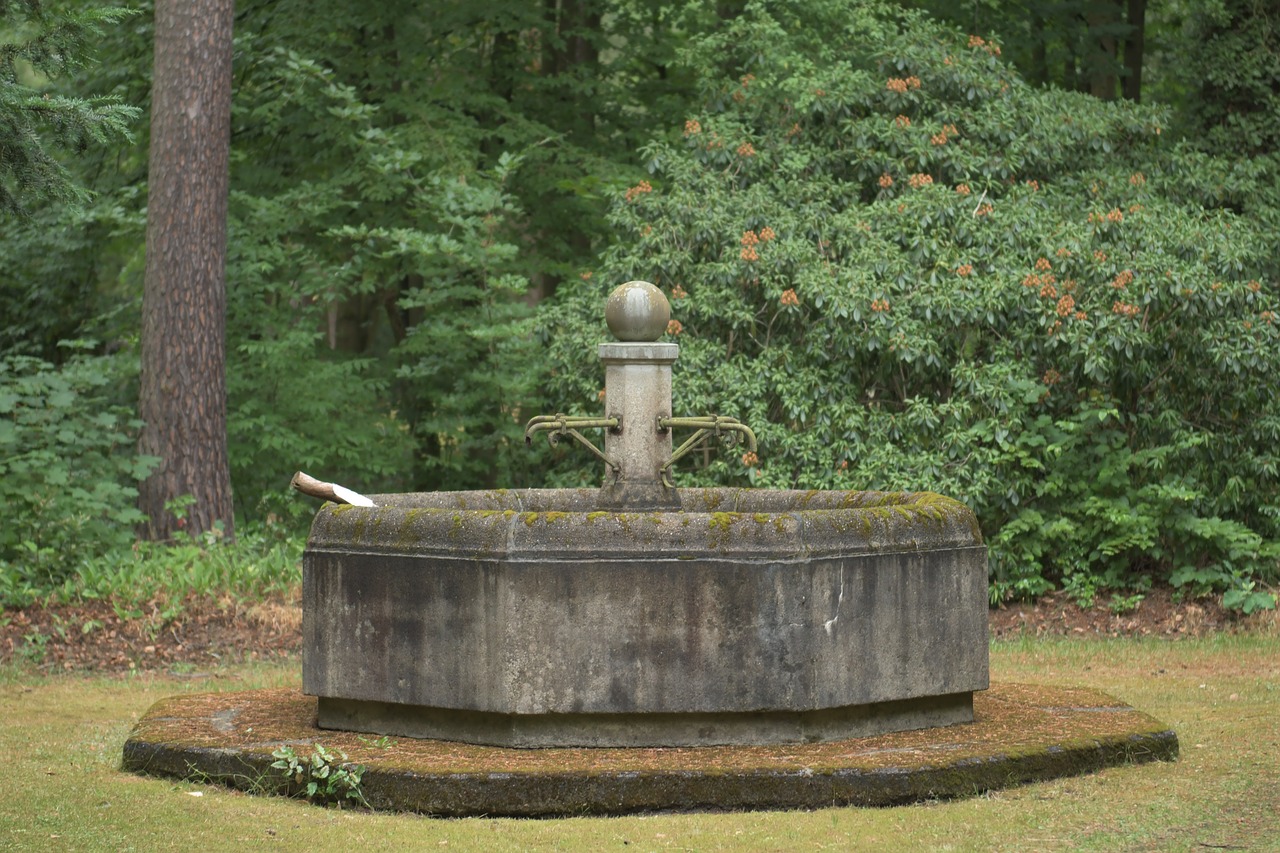 cemetery  stone  tomb free photo