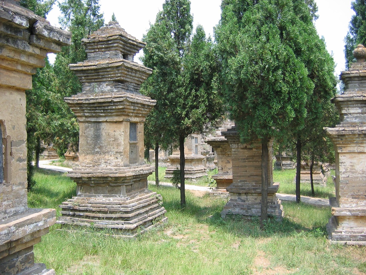 cemetery shoalin china free photo