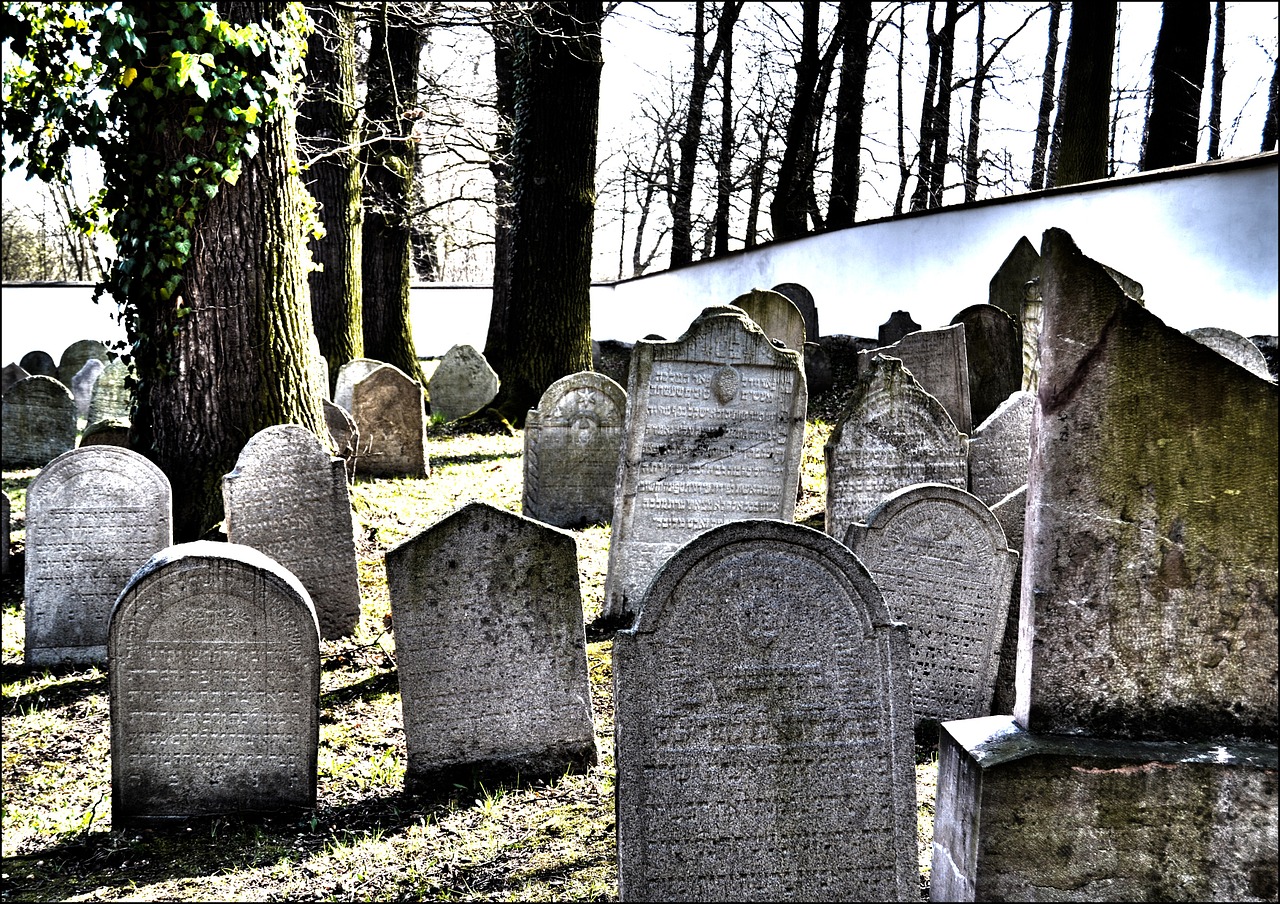 cemetery death rest free photo