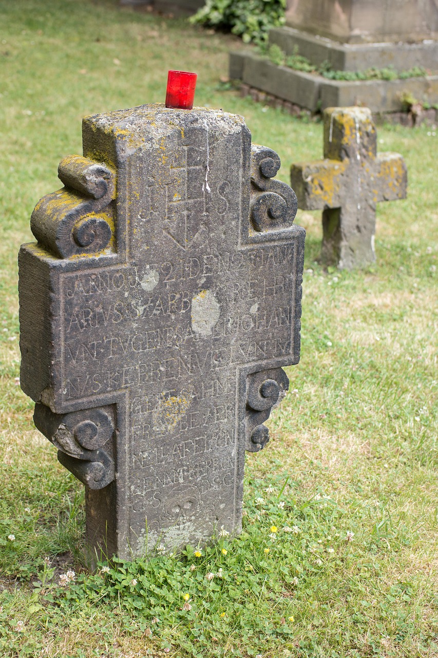 cemetery tombstone cross free photo