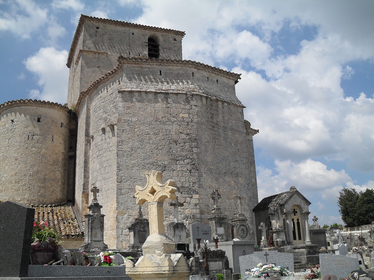 cemetery church france free photo