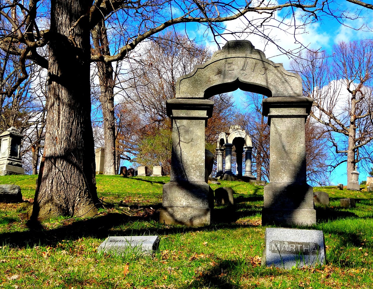 cemetery graveyard tombstone free photo