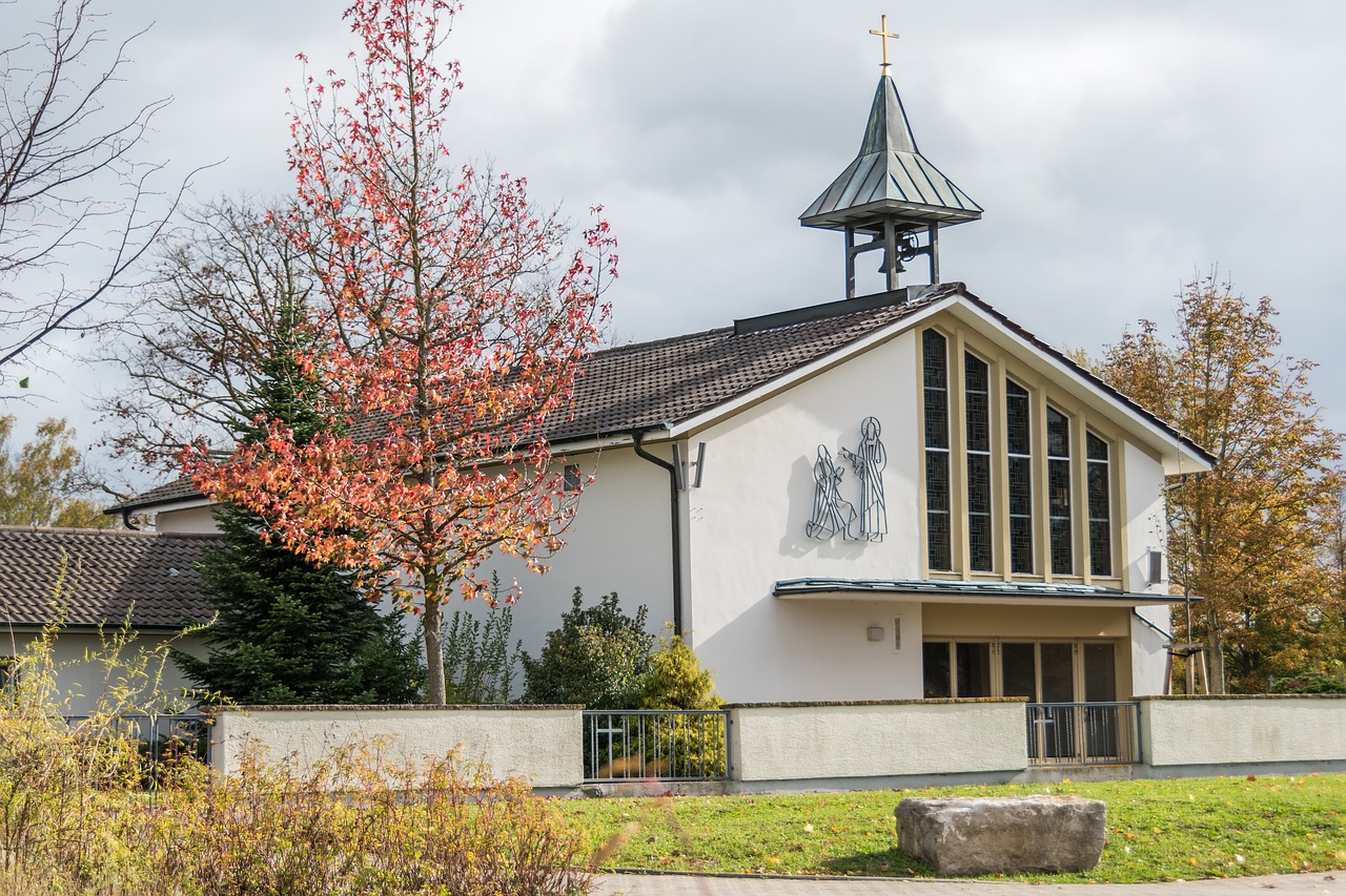 cemetery chapel cemetery chapel free photo