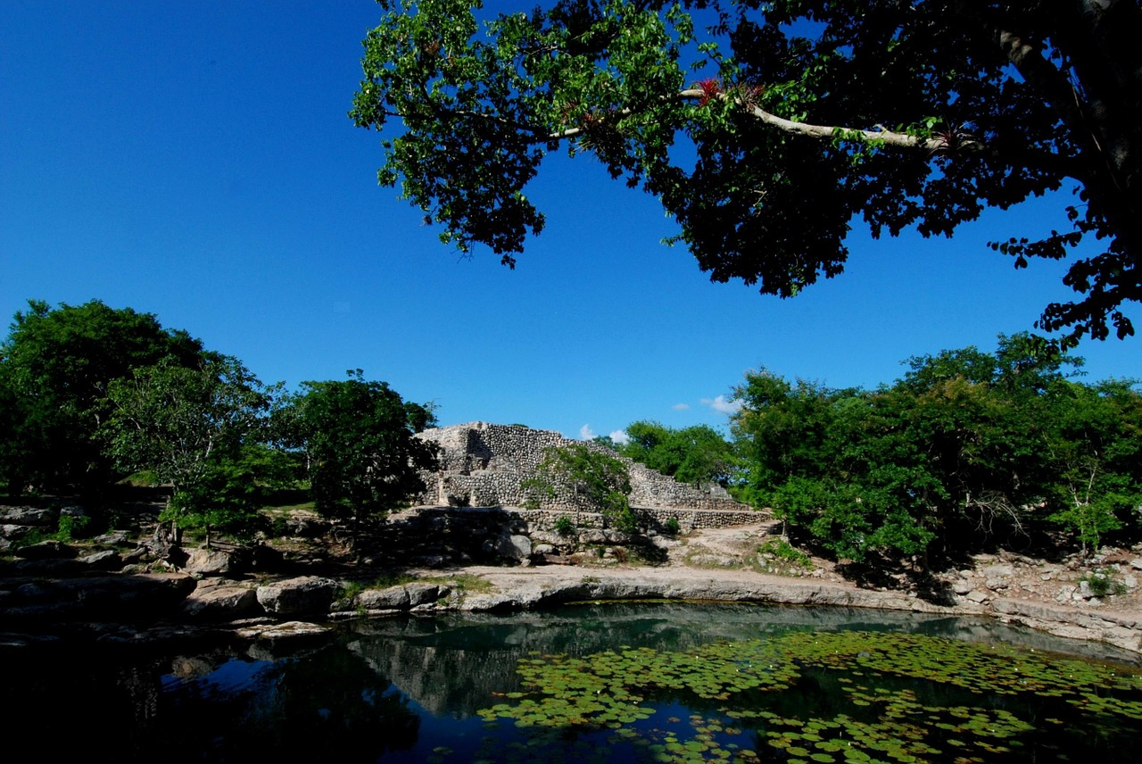 cenote great yucatan free photo