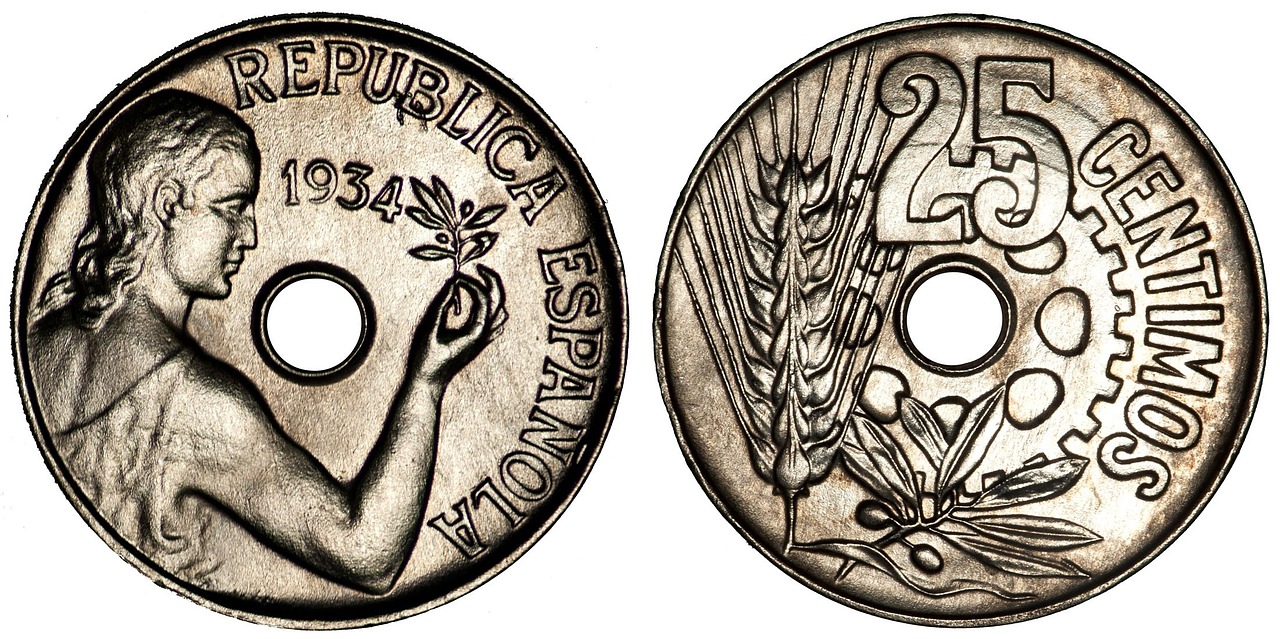 centimos coins spanish free photo