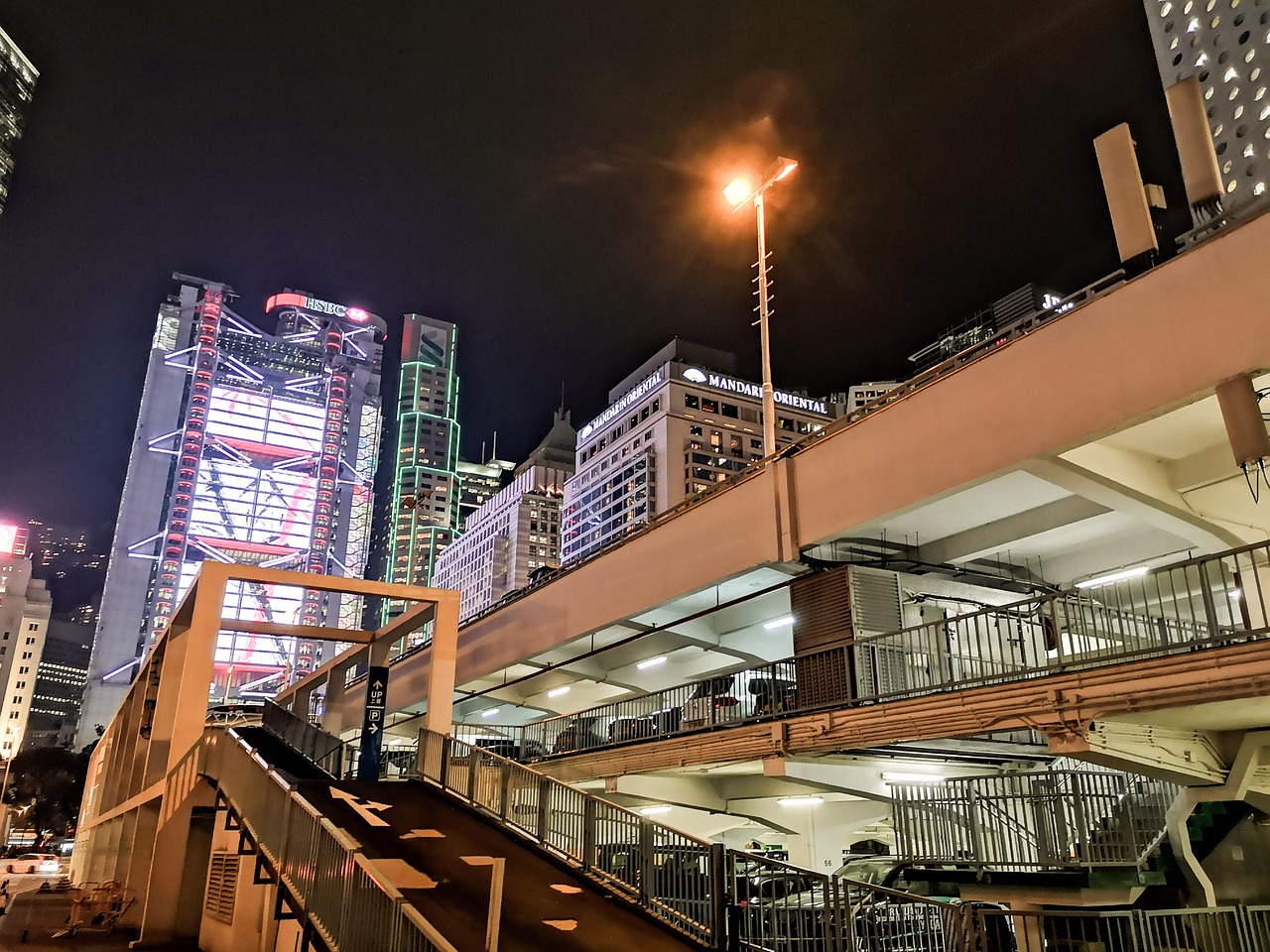 central  hong kong  night free photo