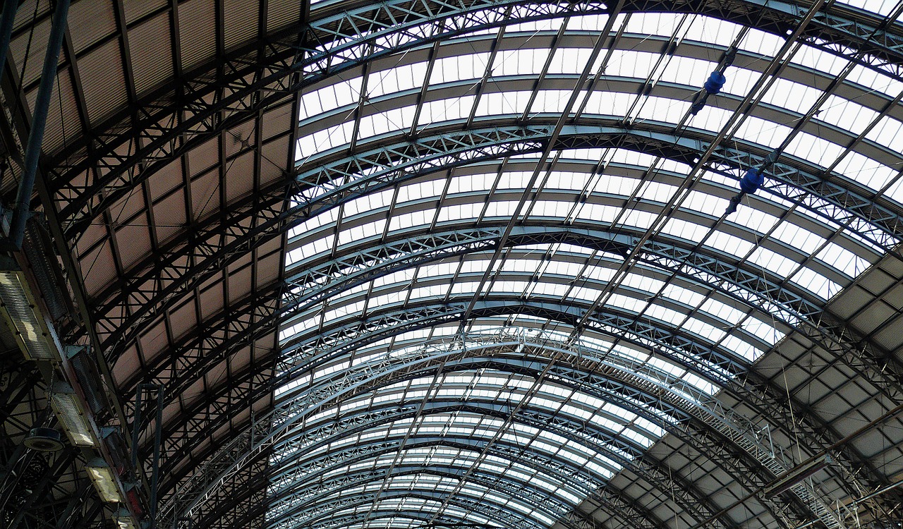 central station railway station architecture free photo