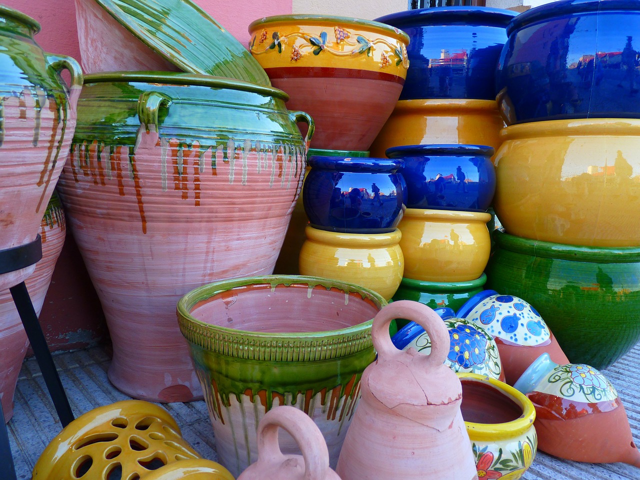 ceramic pots vessels free photo