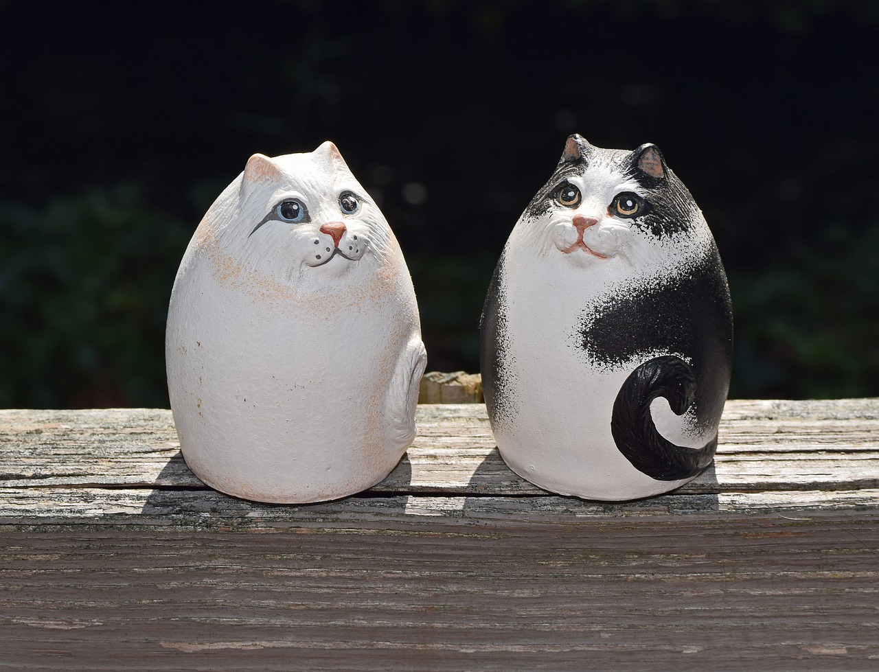 ceramic cats handmade art free photo