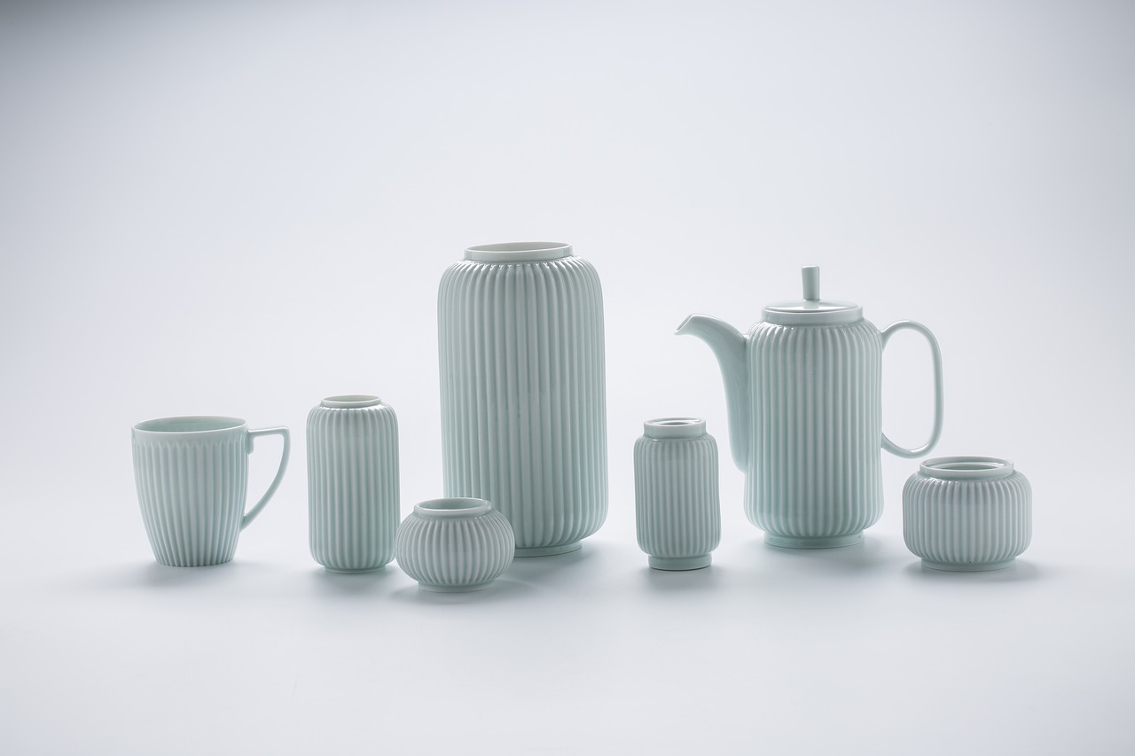 ceramics  vase  tea set free photo