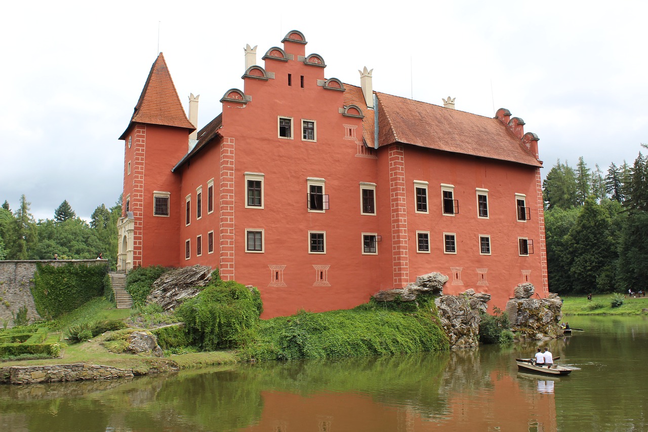 červená lhota castle locks free photo