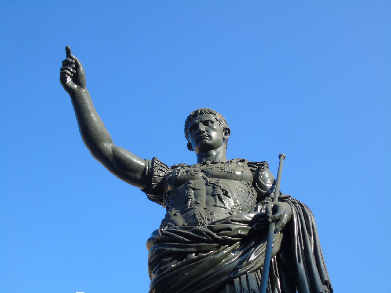 cesar roman statue free photo