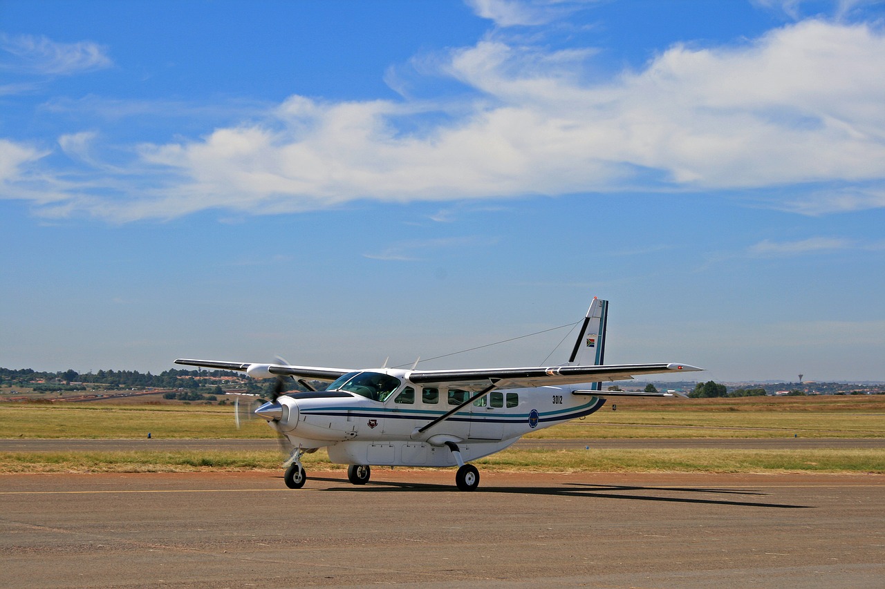 cessna caravan aircraft aircraft airplane free photo