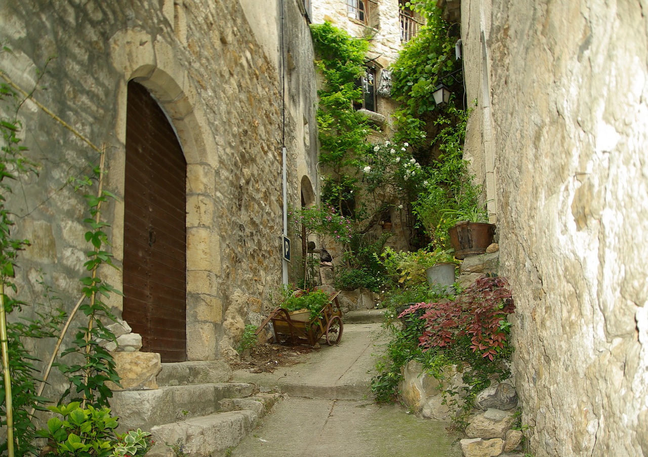 cévennes lane medieval village free photo