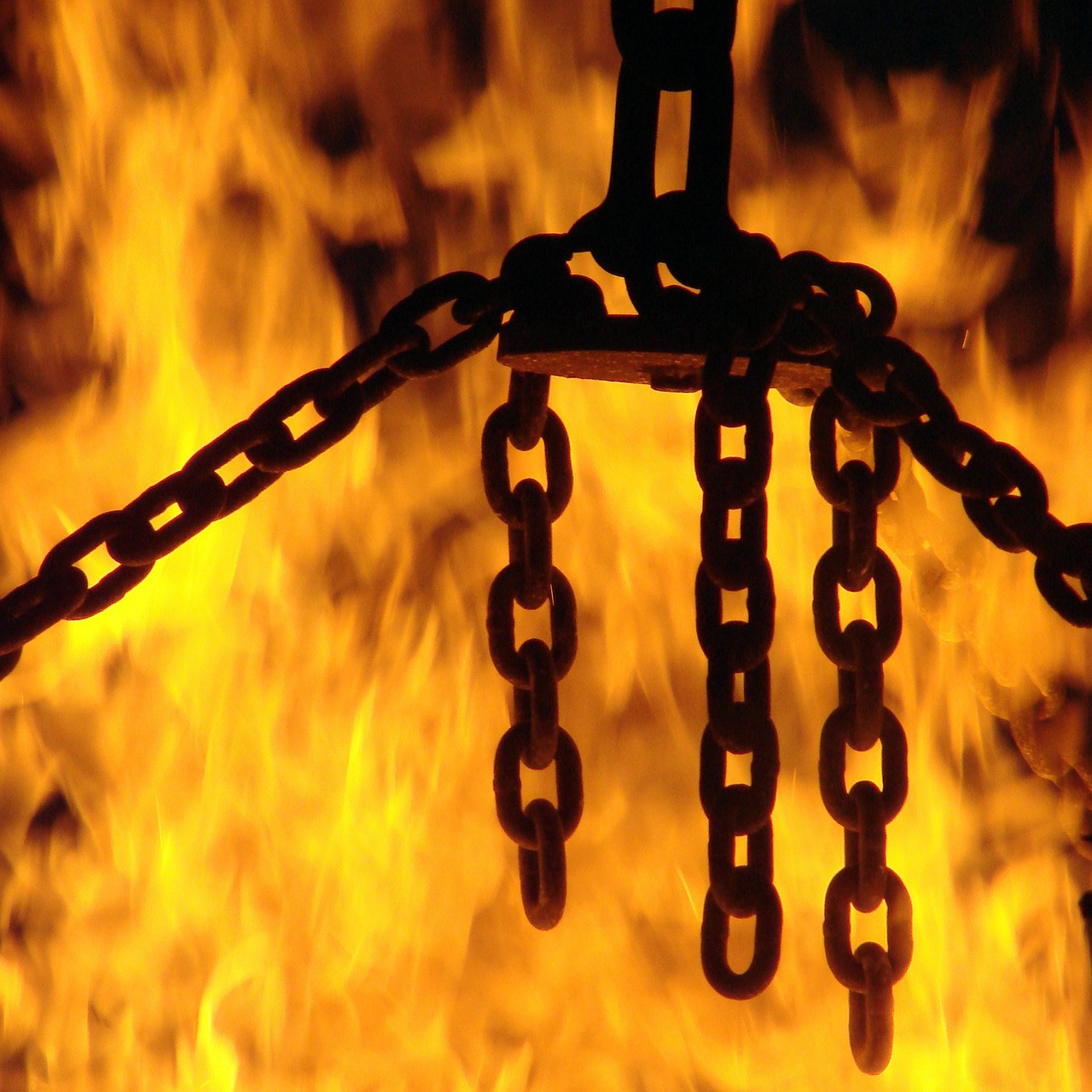 chain fire flames free photo