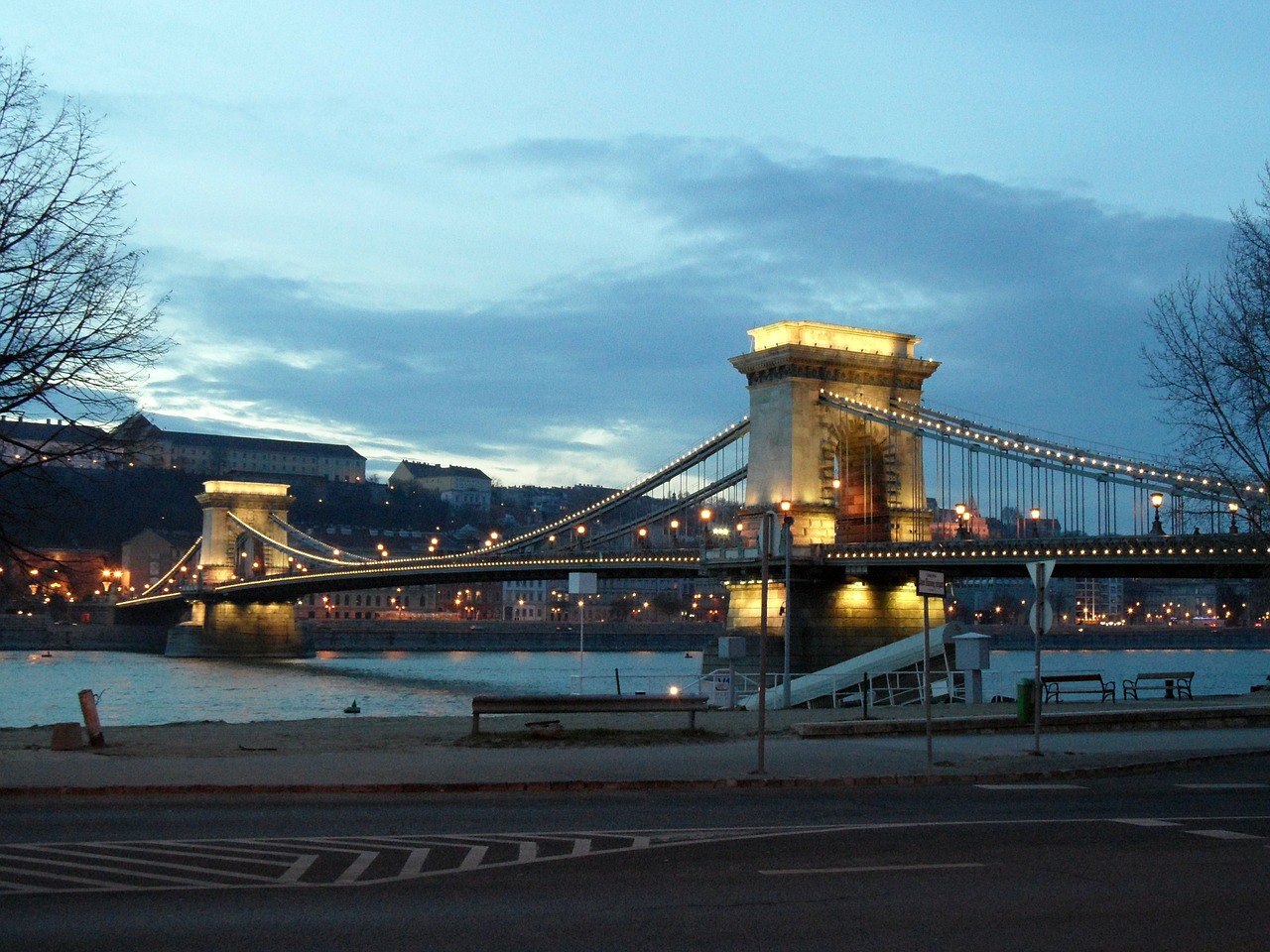 chain bridge budapest free pictures free photo