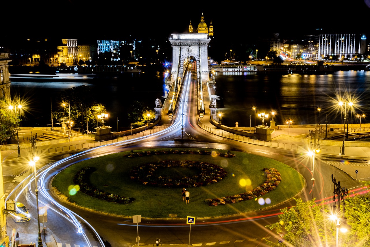 chain bridge  budapest  danube free photo