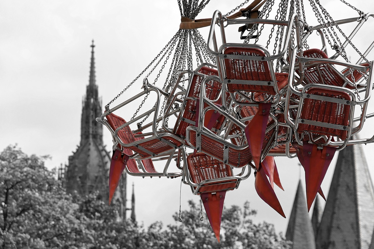 chain carousel carousel frankfurt free photo