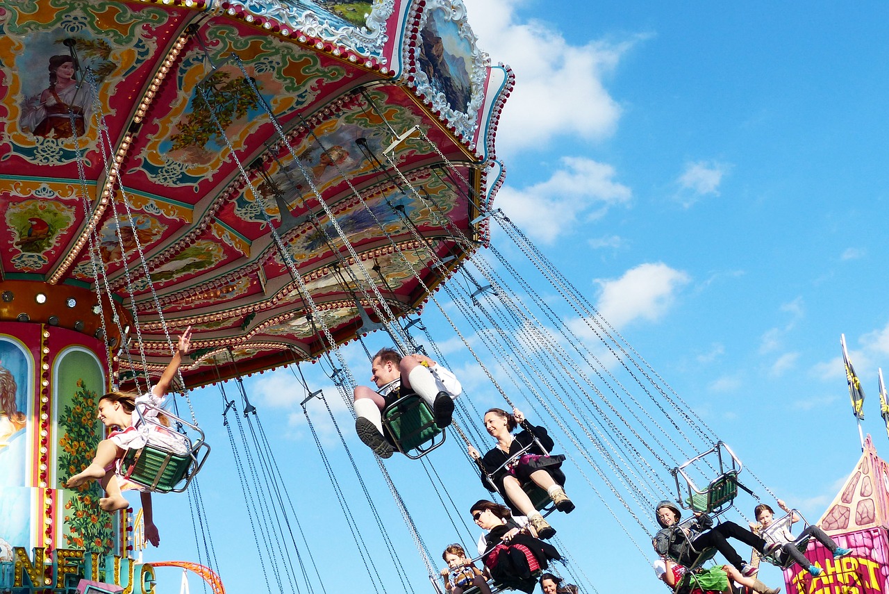 chain carousel aviator carousel historical fahrgeschäft free photo