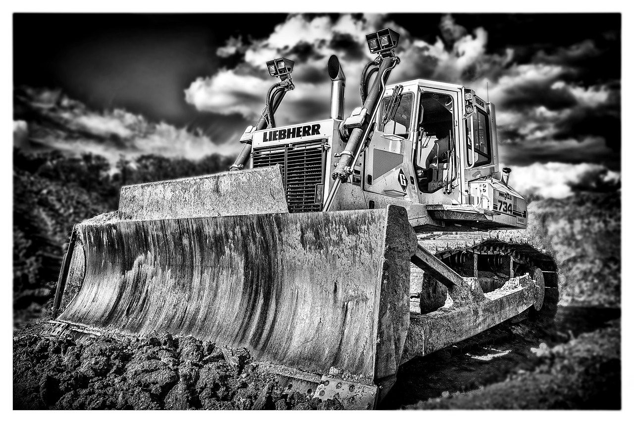 chain caterpillar excavators construction machine free photo