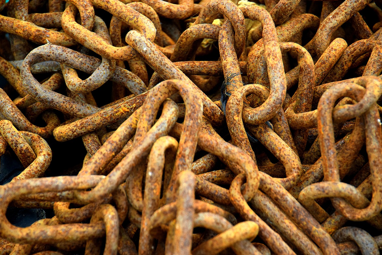 chains  links  iron free photo