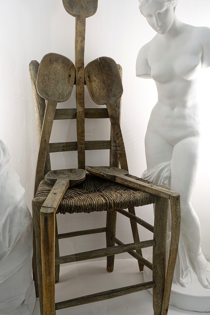 chair sculpture art free photo