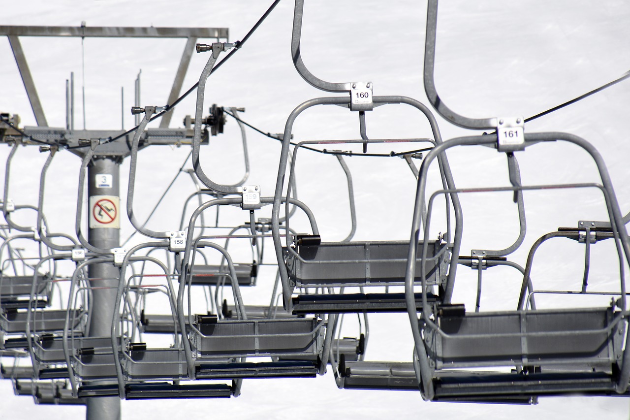 chairlift means of transport go up free photo