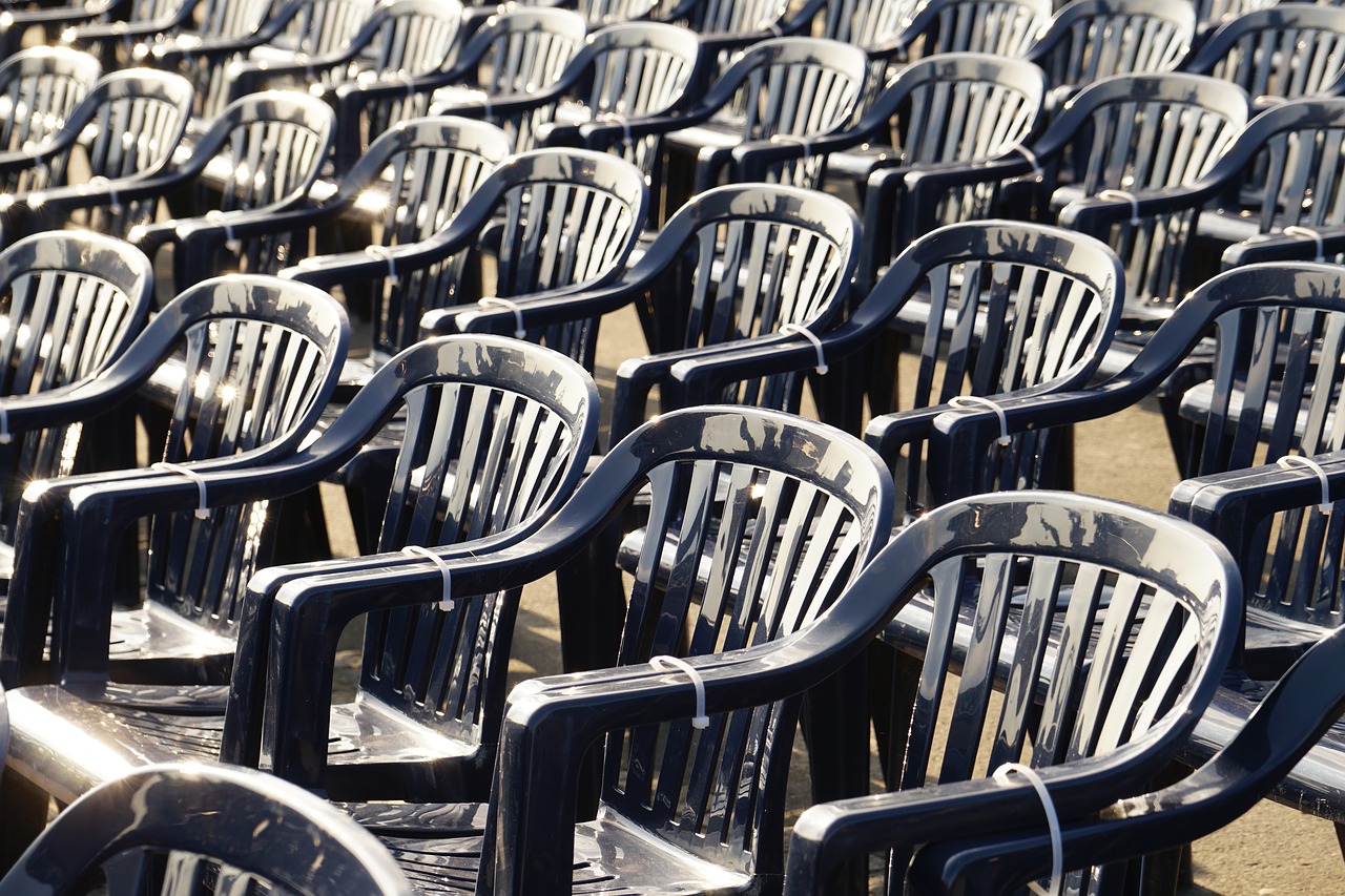 chairs plastic chairs blue free photo