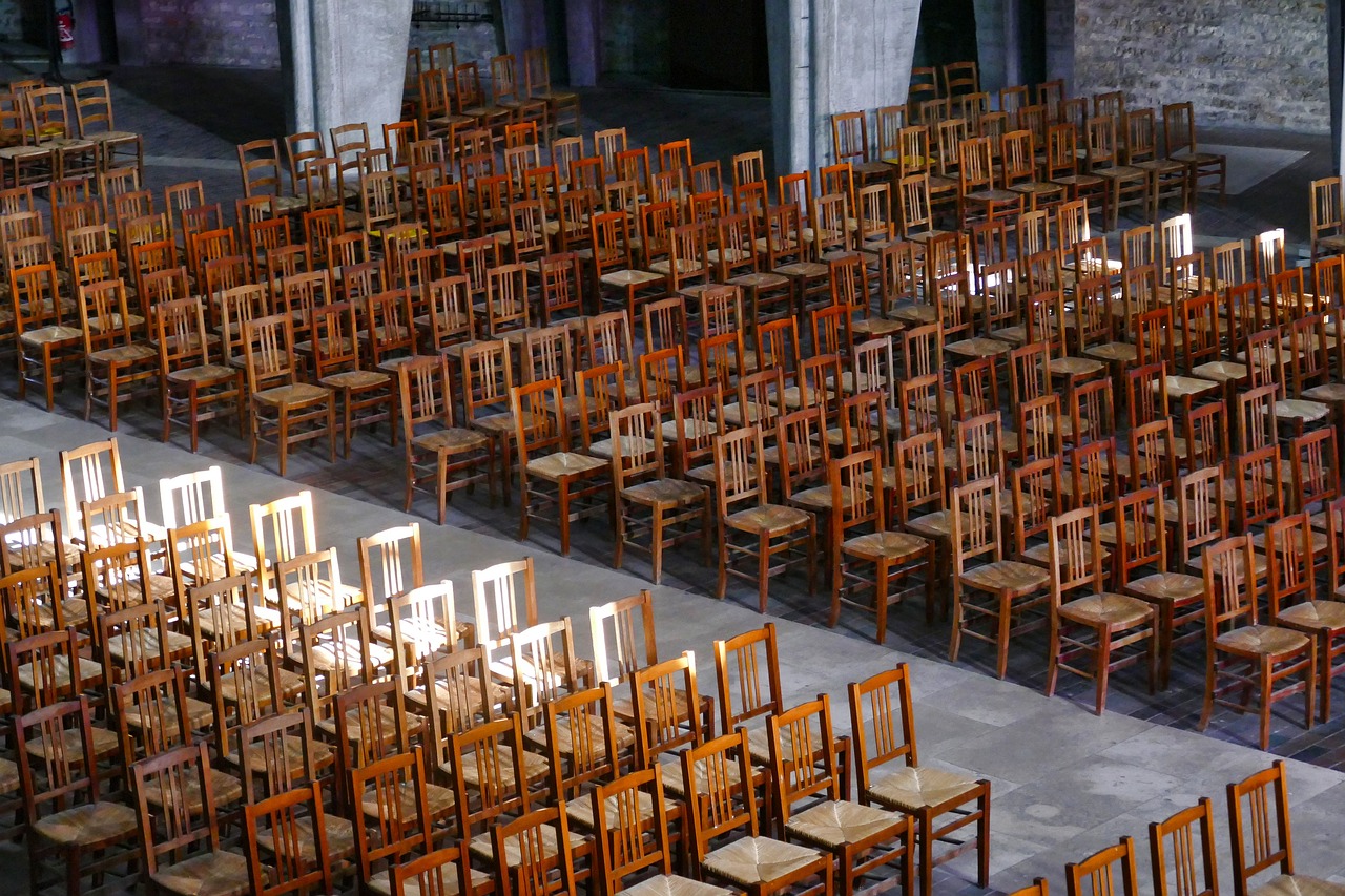 chairs  church  architecture free photo