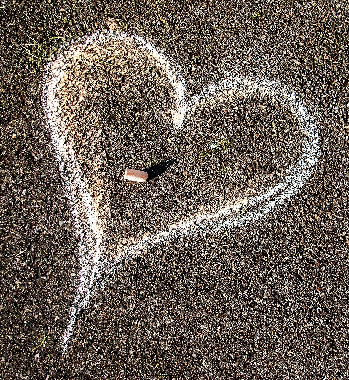 chalk heart love free photo