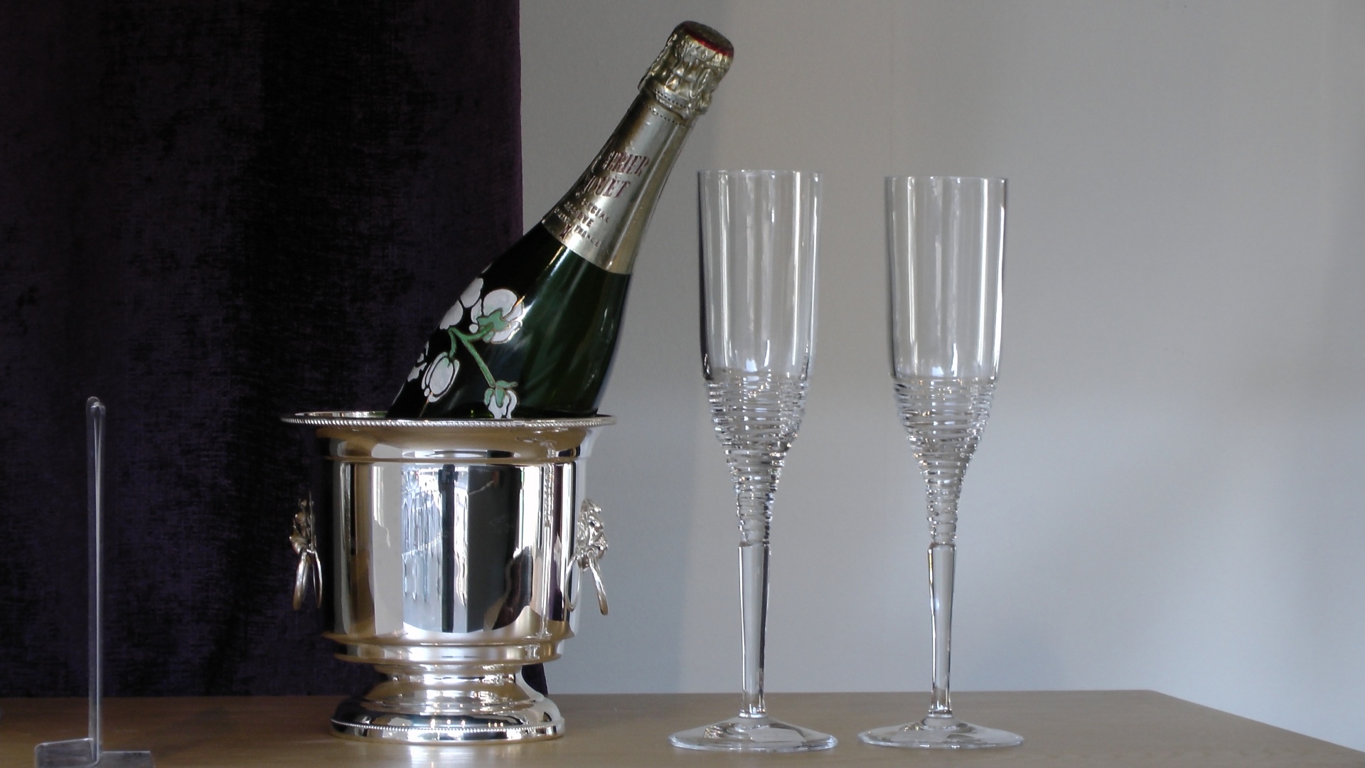 champagne celebration drinks free photo