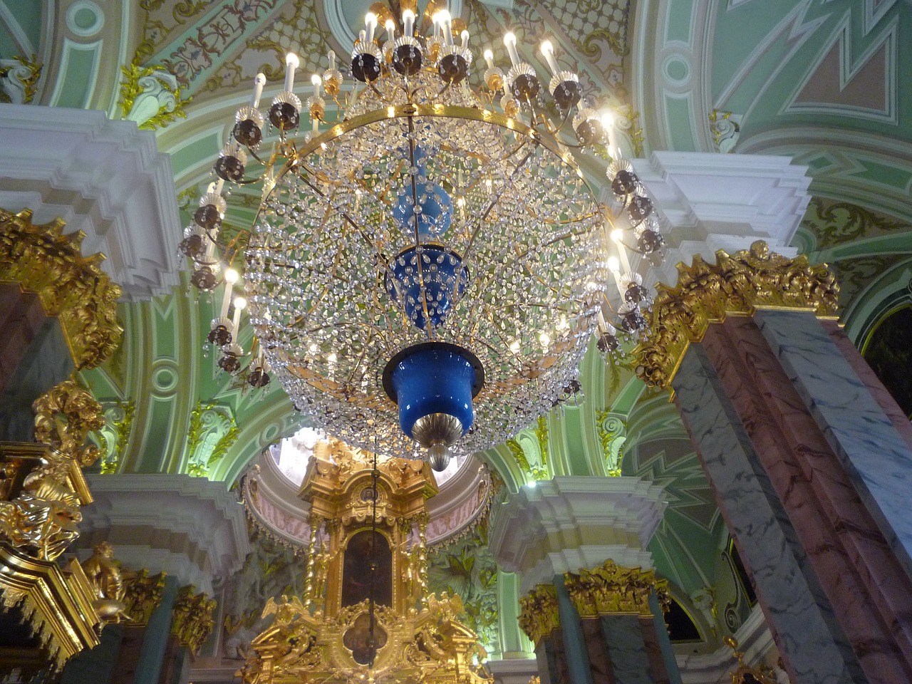 chandelier catherine palace free photo