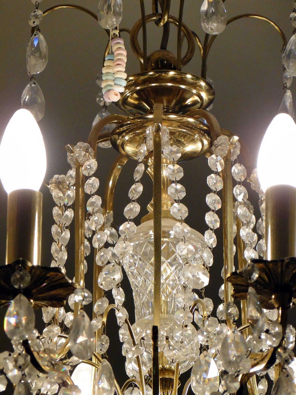 chandelier sparkle light free photo