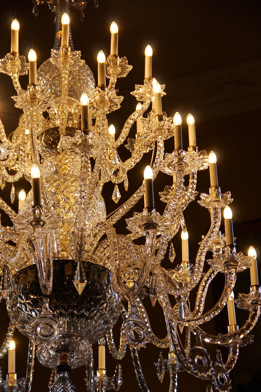 chandelier crystal elegance free photo