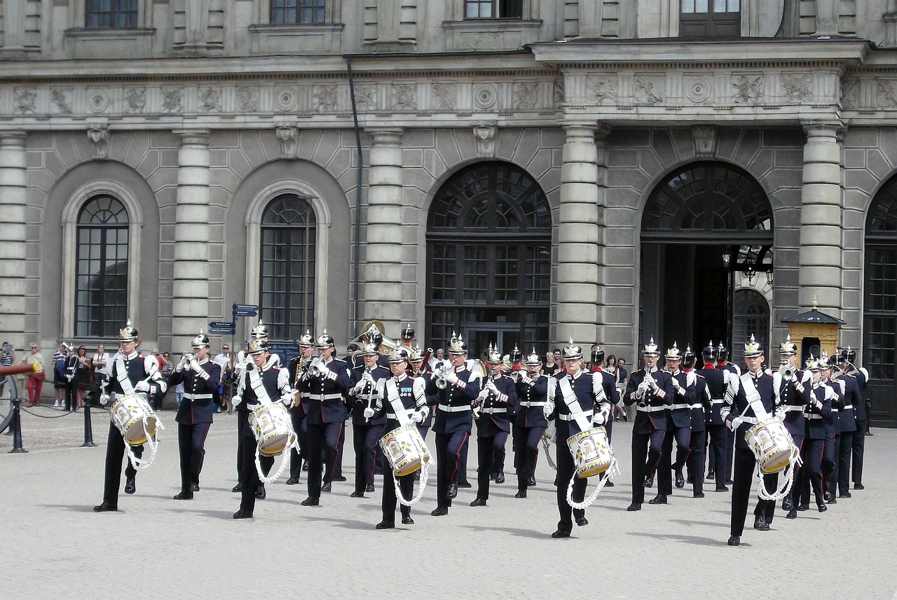 changing of the guard stockholm military music free photo