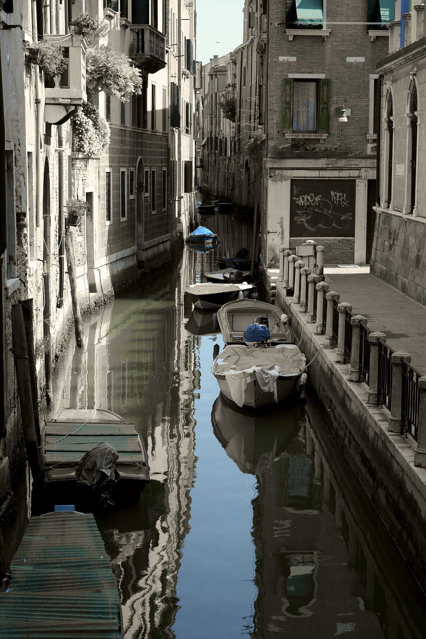 channel venice homes free photo