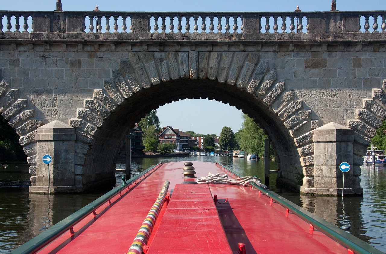 channel the canal boat boat free photo