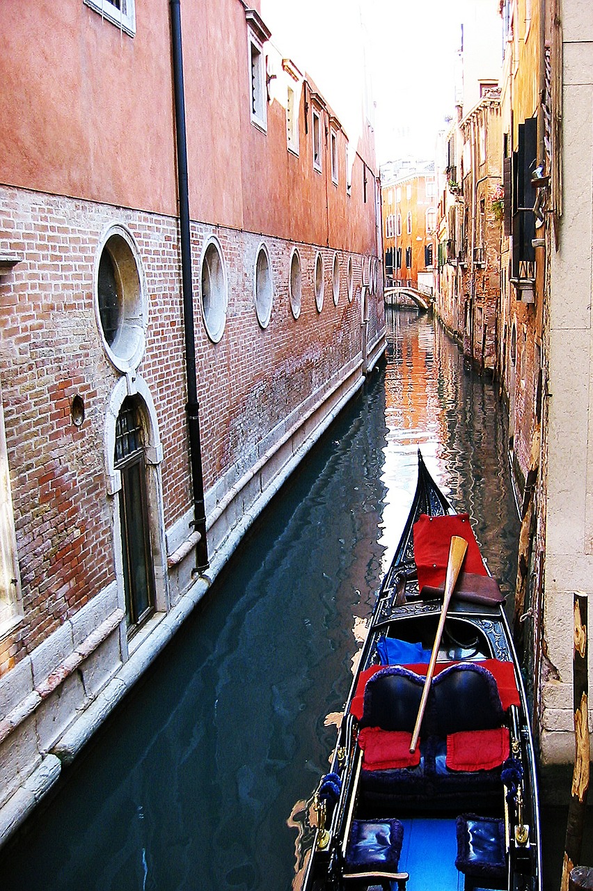 channel venice italy free photo